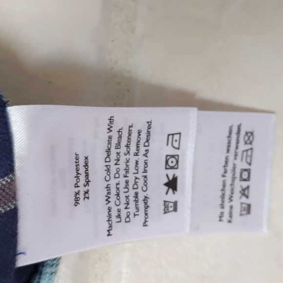 Eddie Bauer Flannel Button Up - Picture 6 of 6